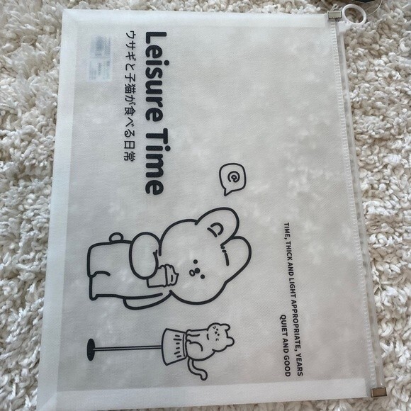 Stationery set of 6. Sticker. Fan. Memo Pad. Flat Envelope. Bandaid. Folder. - Picture 4 of 7